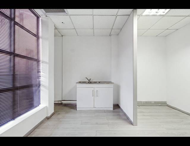 130M² OFFICE FOR SALE IN UMHLANGA RIDGE